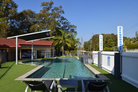 Yamba Motor Inn - Rent Accommodation 0