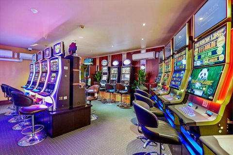 Yandina Hotel - Rent Accommodation 3