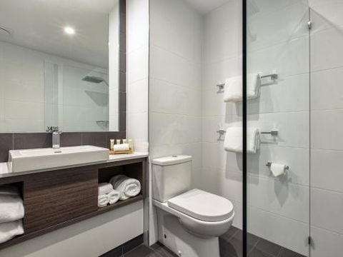 Mercure Sunshine Coast Kawana Waters - Rent Accommodation 1