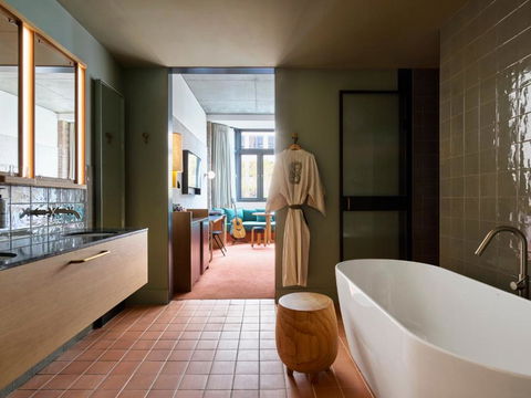 Ace Hotel Sydney - Rent Accommodation 4