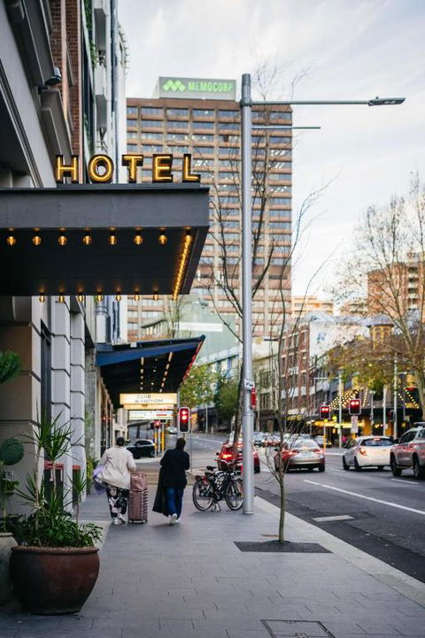Ace Hotel Sydney - Rent Accommodation 3