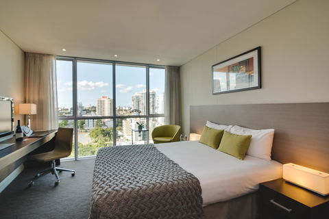 The Point Brisbane Hotel - Rent Accommodation 14