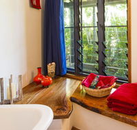 Magnetic Cottage - Rent Accommodation