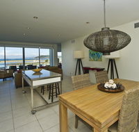 Blue on Blue Apartment 933 - Rent Accommodation