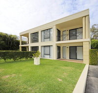 'Bagnall Views' 2/161 Government Rd - Stylish  modern duplex across the road to the waters edge - Rent Accommodation