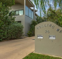 'Rolling Waves 2' on Ocean Drive - Rent Accommodation