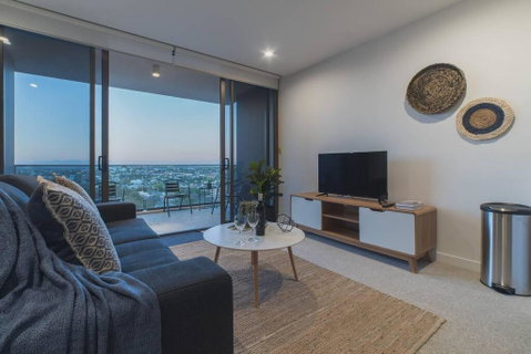 2 Bed Brisbane Resort Apartment - Rent Accommodation 1