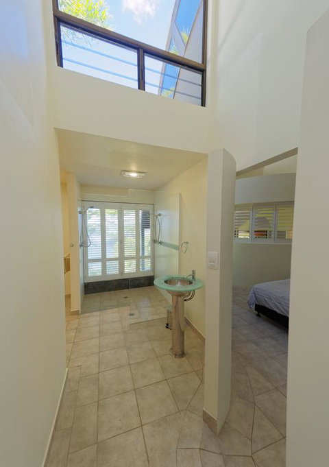230 Scenic Drive - Rent Accommodation 3
