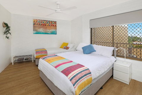 CANAL7-ON THE MOOLOOLABA CANAL! - Rent Accommodation 3