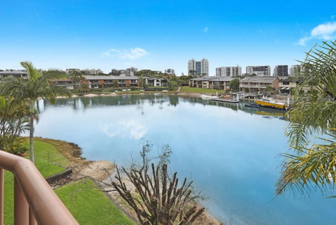 CANAL7-ON THE MOOLOOLABA CANAL! - Rent Accommodation 0