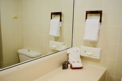 Acacia Court Hotel - Rent Accommodation 3