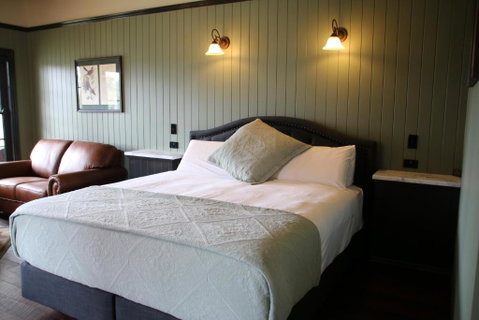 Dusty Hill Vineyard - Moffatdale - Rent Accommodation 2