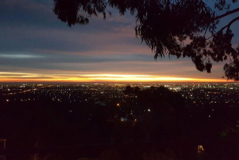 Family Home Prestigious Suburb Panoramic Views - Rent Accommodation 3
