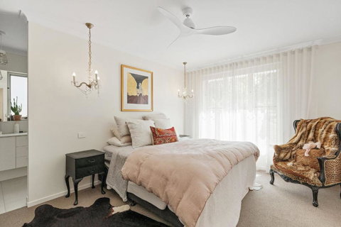 Gigi\'s Luxe Coastal Retreat - Rent Accommodation 0