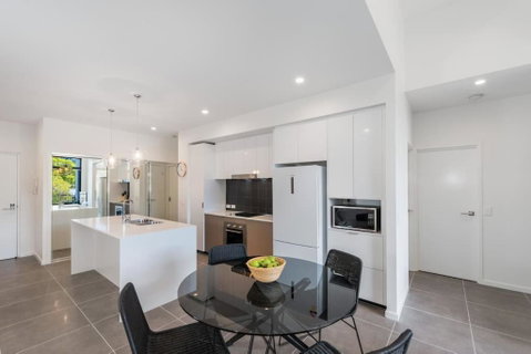 H6B - Round About Bulimba - Rent Accommodation 0