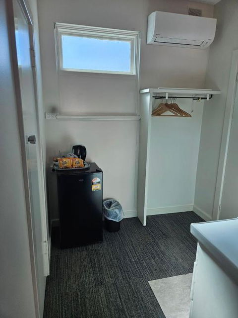 International Hotel Motel - Rent Accommodation 2
