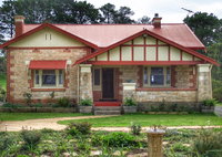 Amongst the Vines Deluxe Retreat