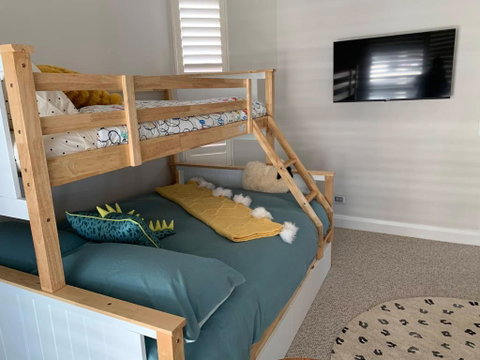 M1 Resort - Rent Accommodation 3