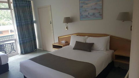 Moe Parklands Motel - Rent Accommodation 0