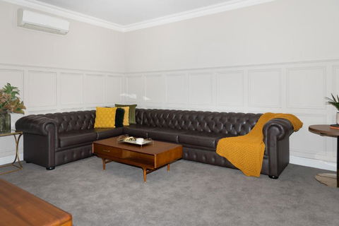 Mount Gambier Hotel - Rent Accommodation 1