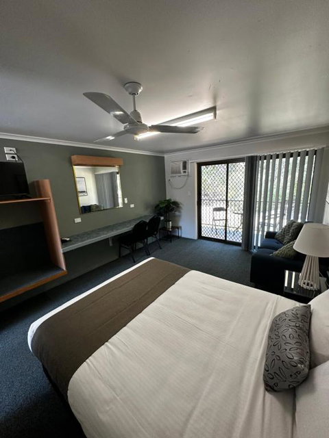Murgon Motor Inn - Rent Accommodation 1
