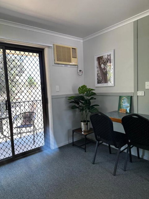 Murgon Motor Inn - Rent Accommodation 3