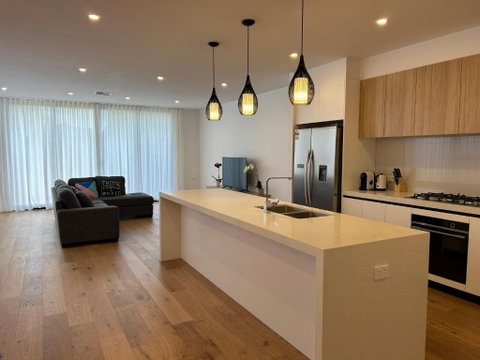 New 2-story House With 4 Bedrooms And 3 Shower Rooms - Rent Accommodation 0