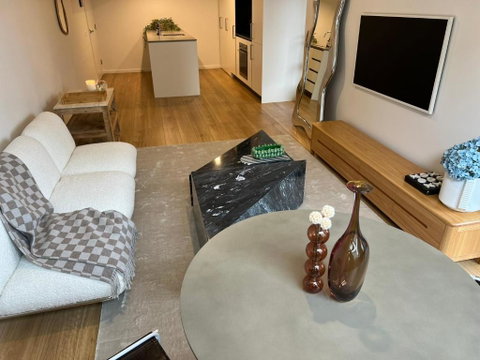 NEW BOUTIQUE 1bd Apt - Rent Accommodation 1