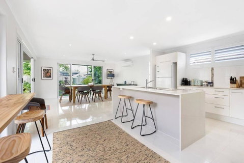 OCEAN55- Mooloolaba Family Holiday Home - Rent Accommodation 0