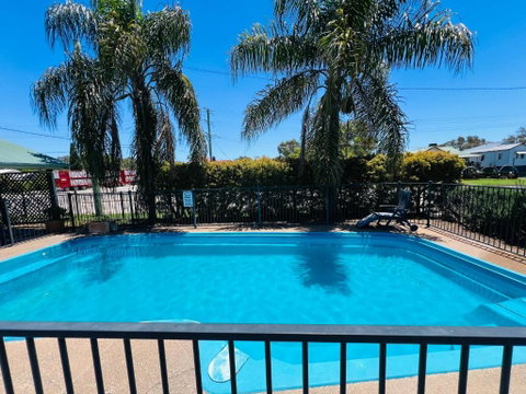 OVERLANDER MOTOR LODGE - Rent Accommodation 0