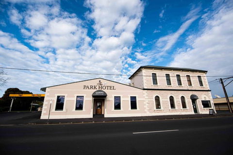 Park Hotel - Rent Accommodation 0