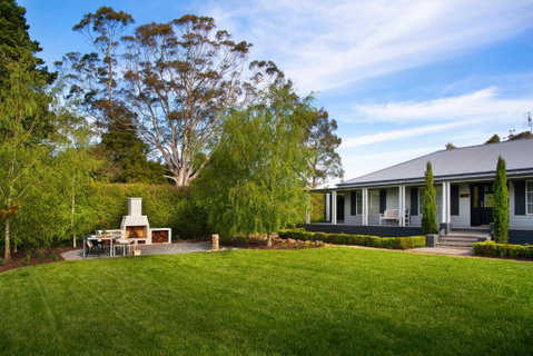 Peahen House - Rent Accommodation 0