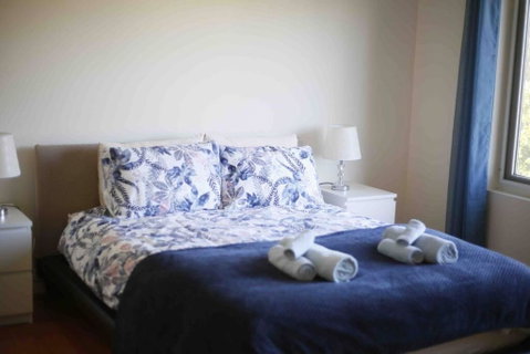Perfectly Modern Living Home In Burwood - Rent Accommodation 2