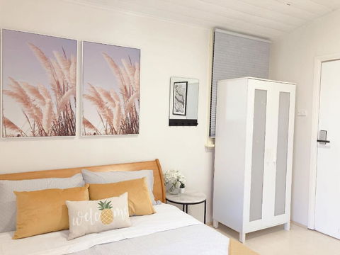 Quaint Double Or Queen Room - Mins To Stations&UNSW - Shared Bathroom - Rent Accommodation 1
