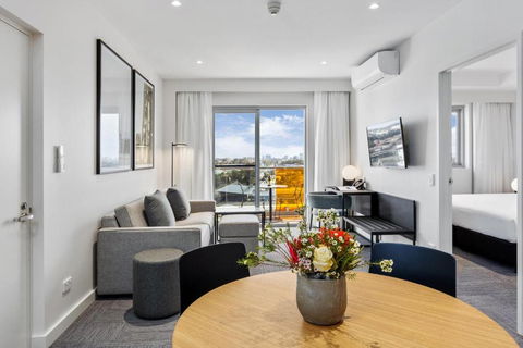 Quest Watergardens - Rent Accommodation 2