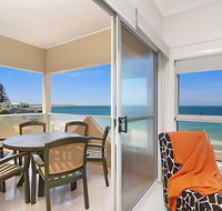 Avalon 3 - views to die for - across the road from convent beach - Rent Accommodation