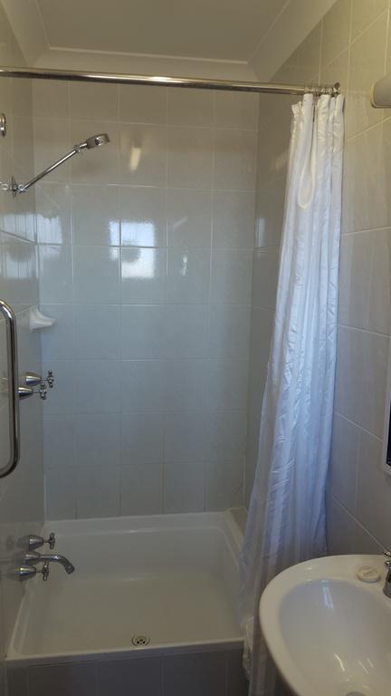 Bathurst Gold Panner - Rent Accommodation 3