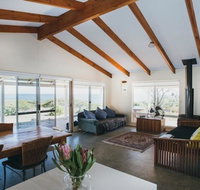 Bay Beach House - Rent Accommodation
