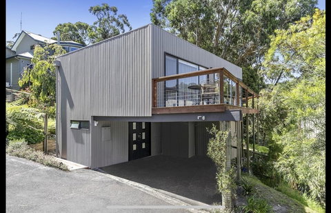 Bay Views Lorne - Rent Accommodation 0