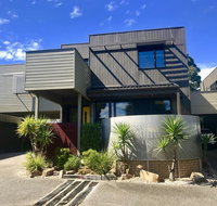 Beach Retreat Townhouse - Rent Accommodation