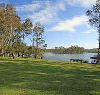Beach Shack on the Lagoon - Rent Accommodation
