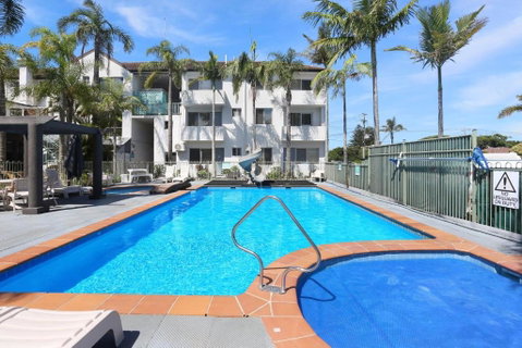 Resort Style Holiday - Rent Accommodation 0