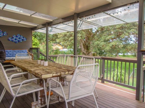 Riverside Retreat - Rent Accommodation 0
