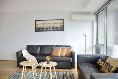RiverView Spacious 3BR2Bath2Car WifiPoolGym Crown - Rent Accommodation 0