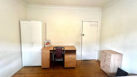 Room Near Tullamarine Airport - Rent Accommodation 0