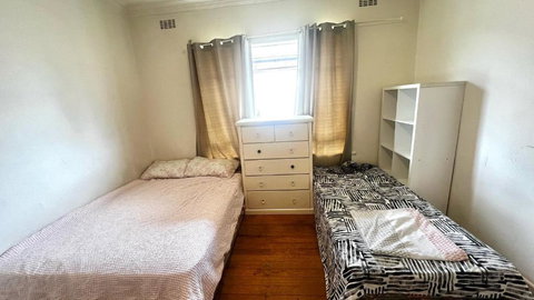 Room Near Tullamarine Airport - Rent Accommodation 1