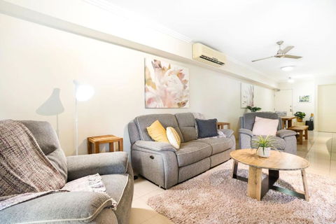 Royal Pavillions City Escape - Rent Accommodation 3