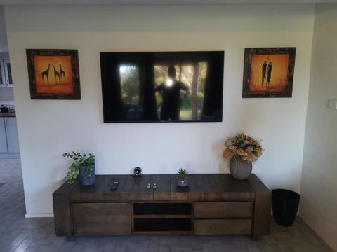 Rural Escape - Rent Accommodation 3