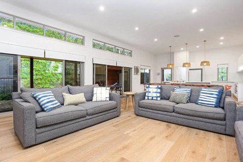 Russell Street Retreat - Rent Accommodation 1