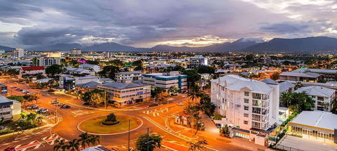 Rydges Esplanade Resort Cairns - Rent Accommodation 2